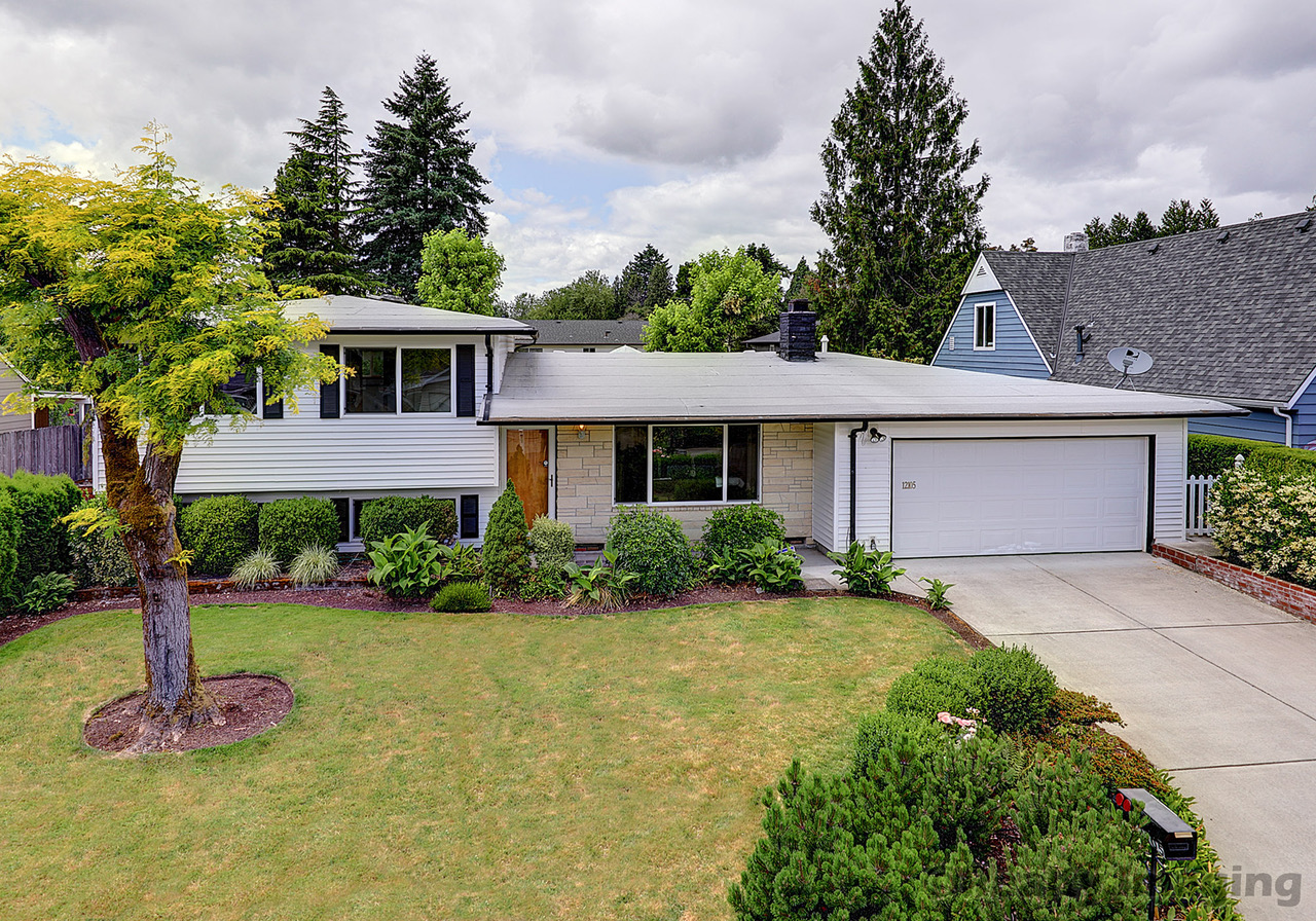 12105 SE Sequoia Ave., Milwaukie, OR 97222